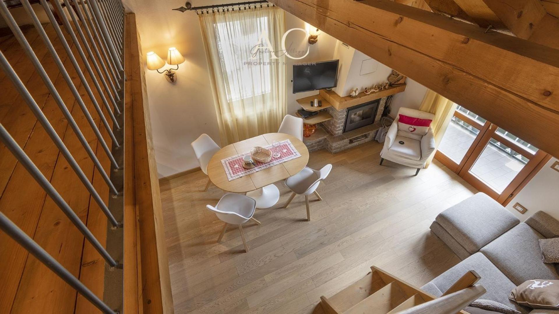 Sunshine Apartment Vione Bagian luar foto