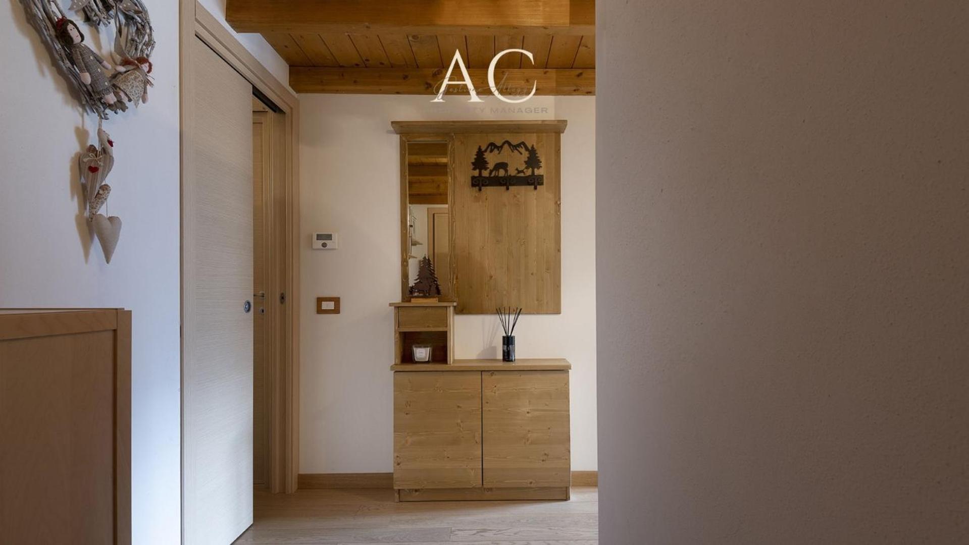 Sunshine Apartment Vione Bagian luar foto