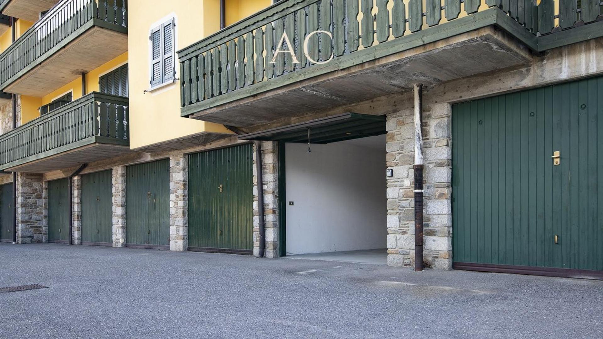Sunshine Apartment Vione Bagian luar foto