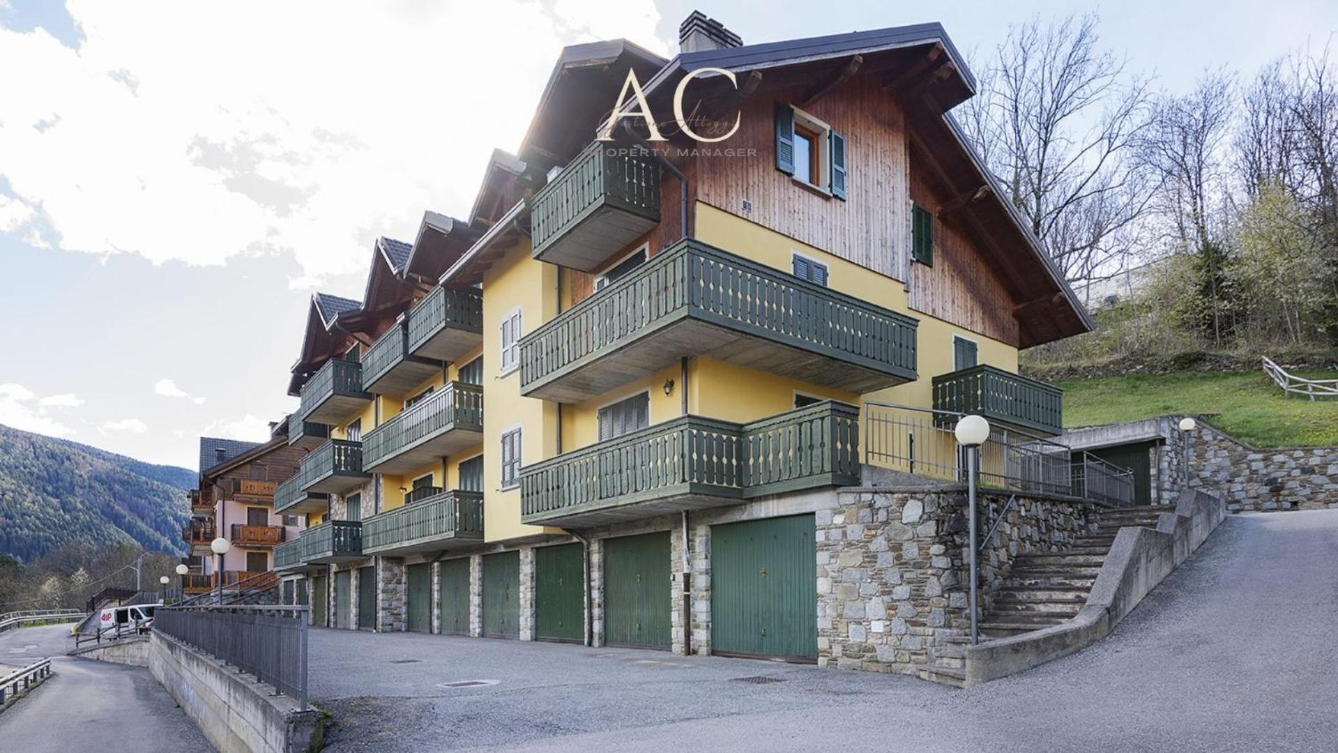Sunshine Apartment Vione Bagian luar foto