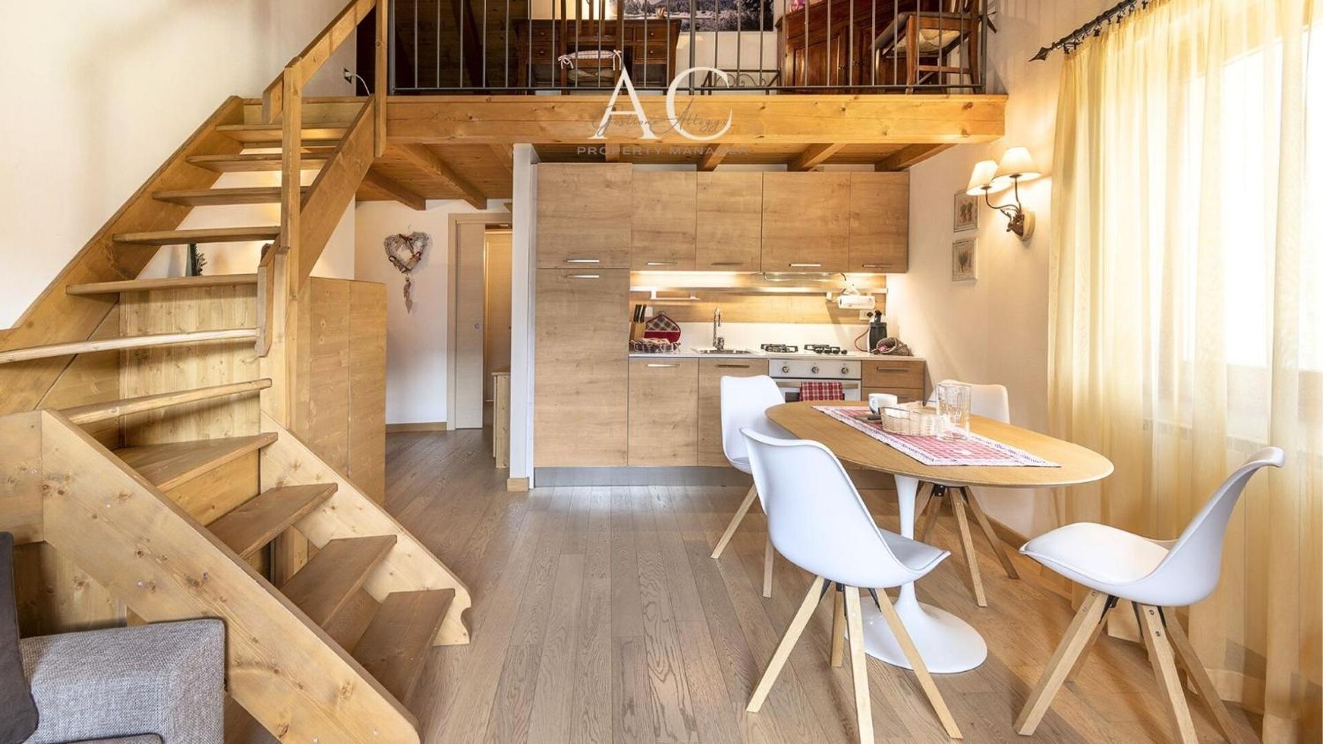 Sunshine Apartment Vione Bagian luar foto