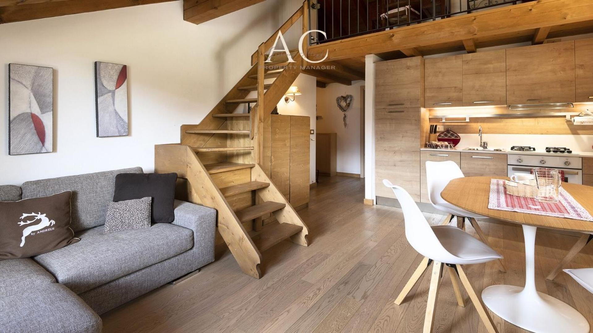 Sunshine Apartment Vione Bagian luar foto